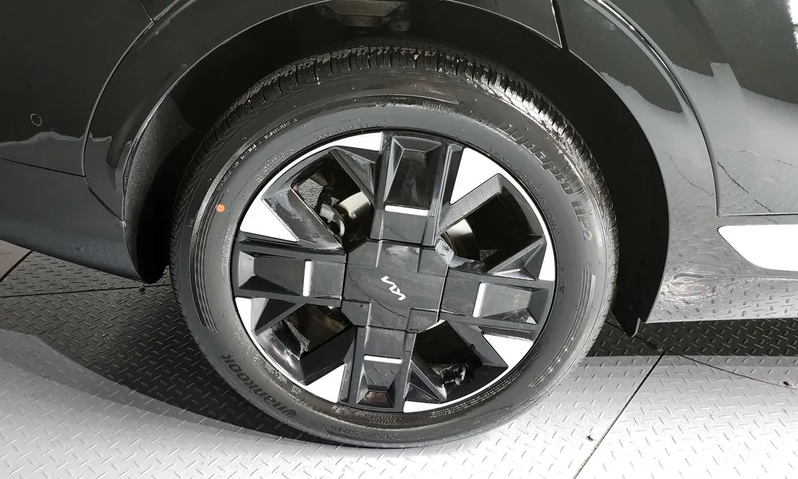 Фото 5 - Kia Sportage