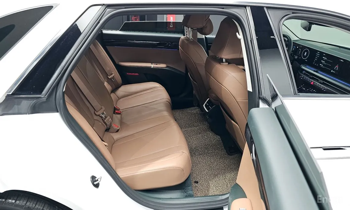 Фото 12 - Hyundai Grandeur