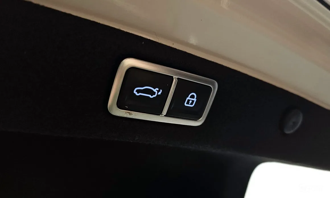 Фото 20 - Hyundai Grandeur