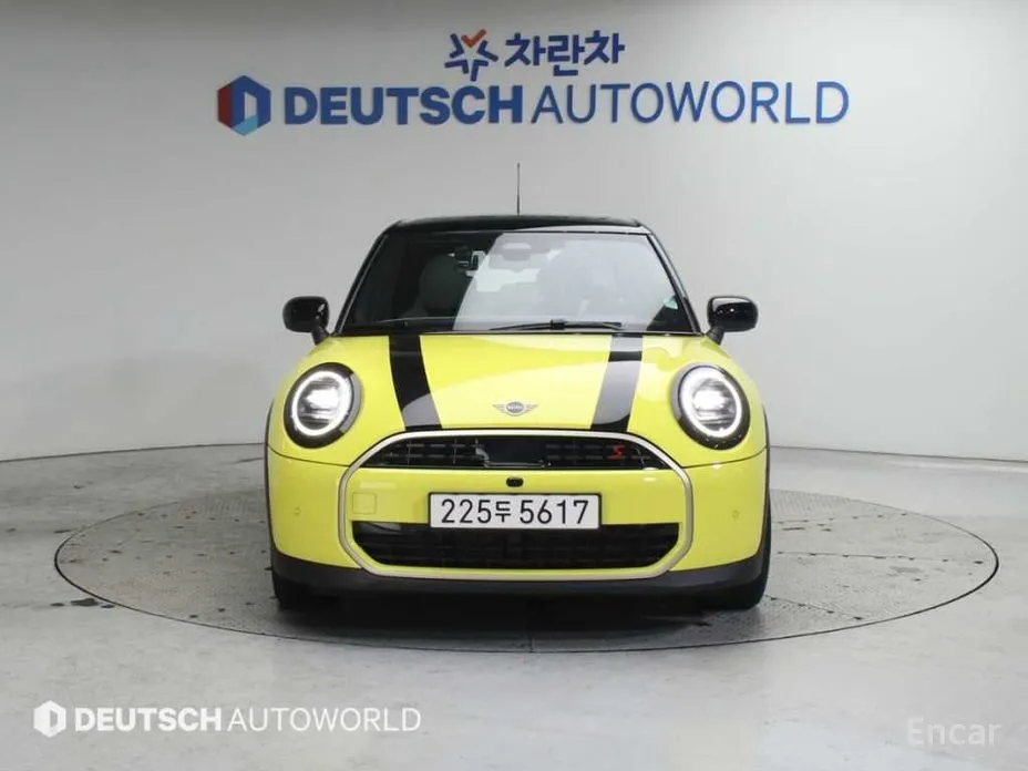 Фото 3 - Mini Cooper