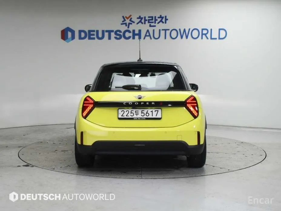 Фото 4 - Mini Cooper