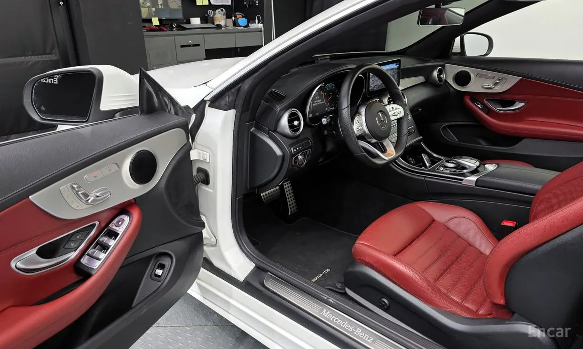 Фото 10 - Mercedes-Benz C-Class