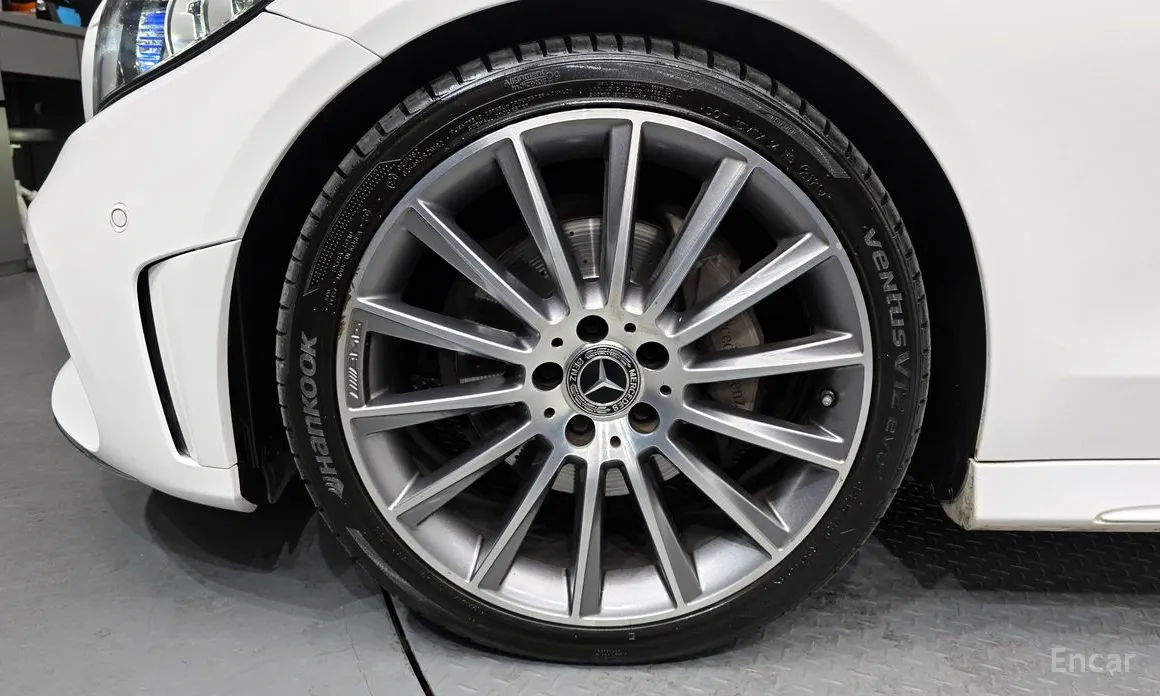 Фото 5 - Mercedes-Benz C-Class