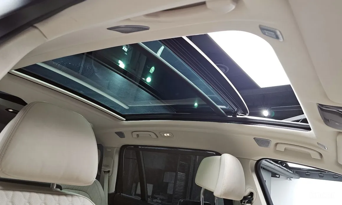 Фото 18 - BMW X7