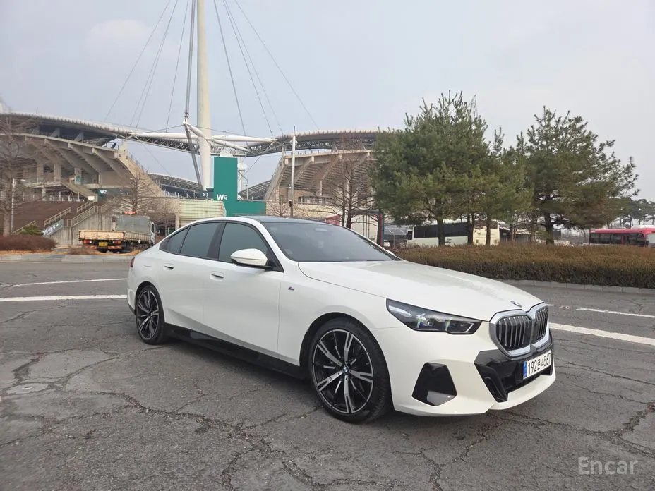 Фото 5 - BMW 5 Series