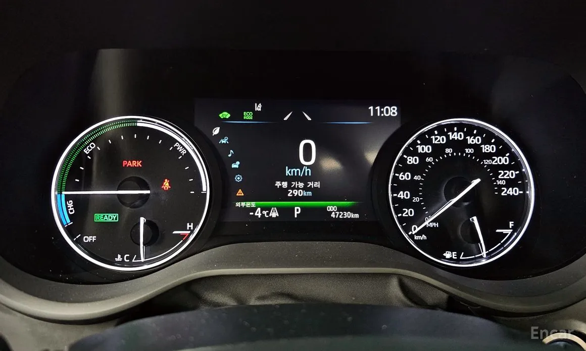 Фото 8 - Toyota Sienna