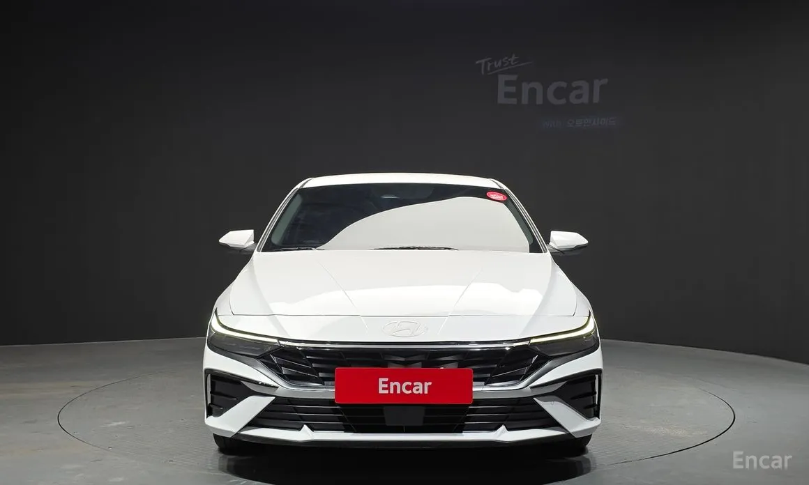 Фото 3 - Hyundai Avante