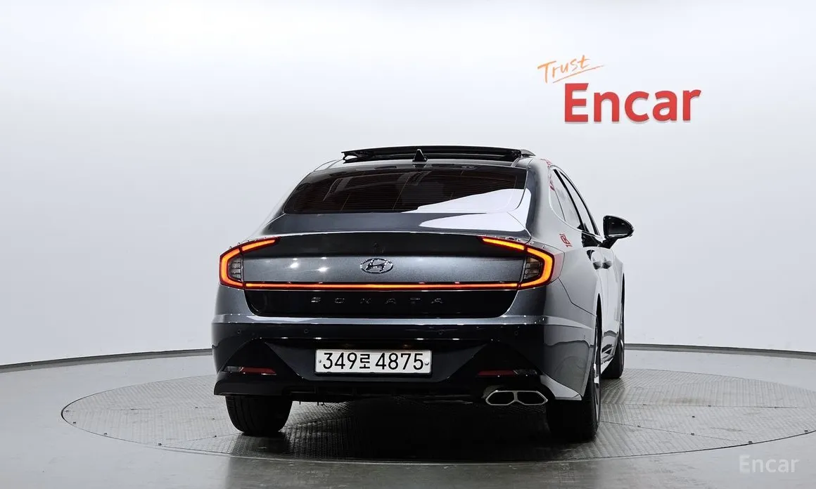 Фото 4 - Hyundai Sonata