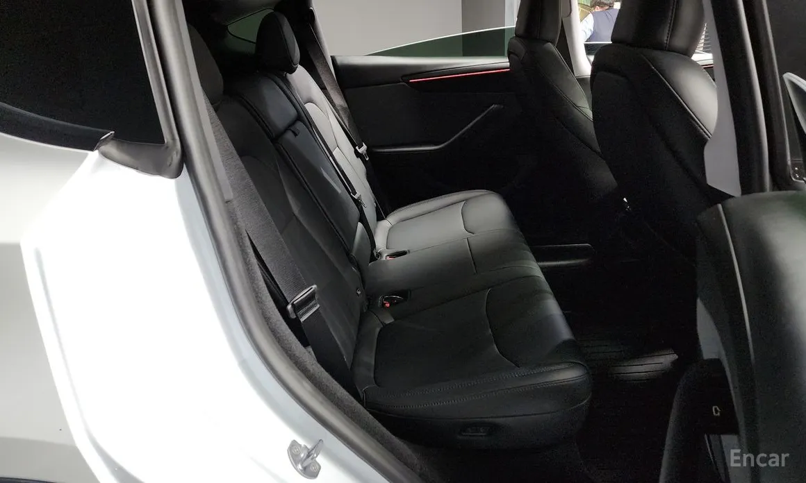 Фото 12 - Tesla Model Y