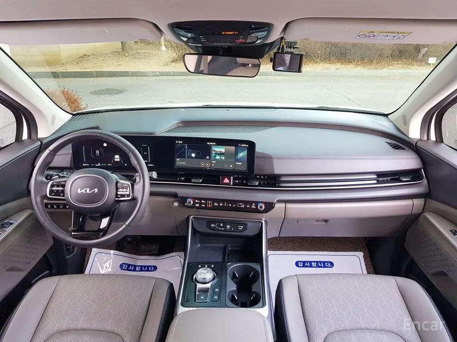 Фото 15 - Kia Carnival