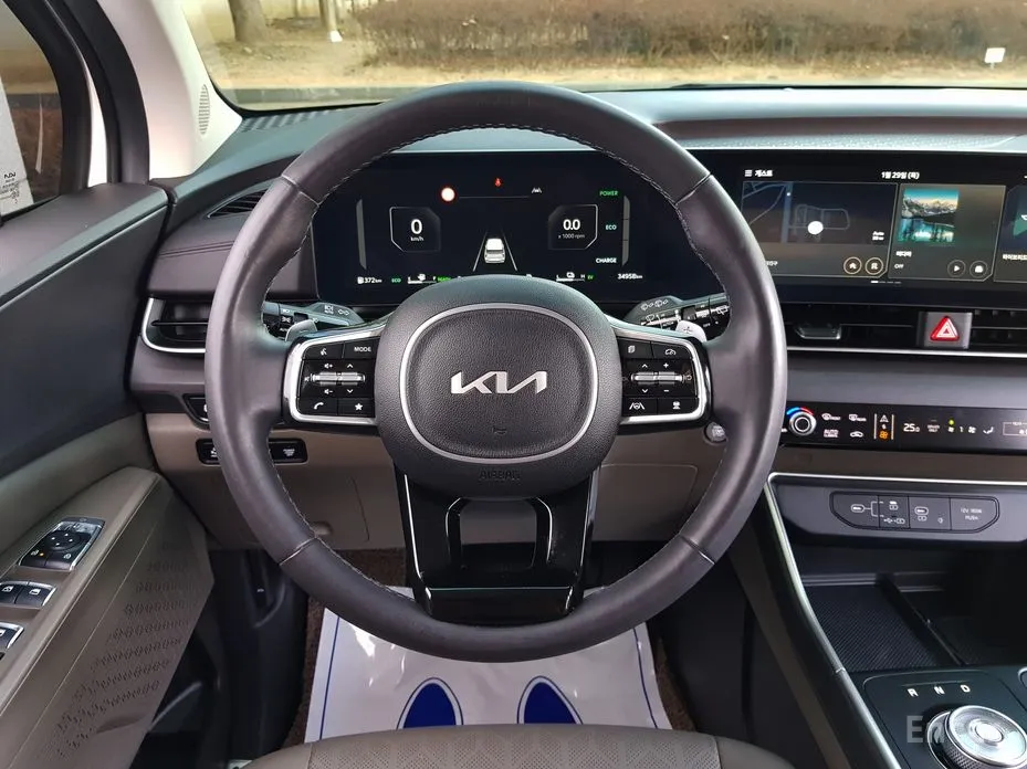 Фото 9 - Kia Carnival