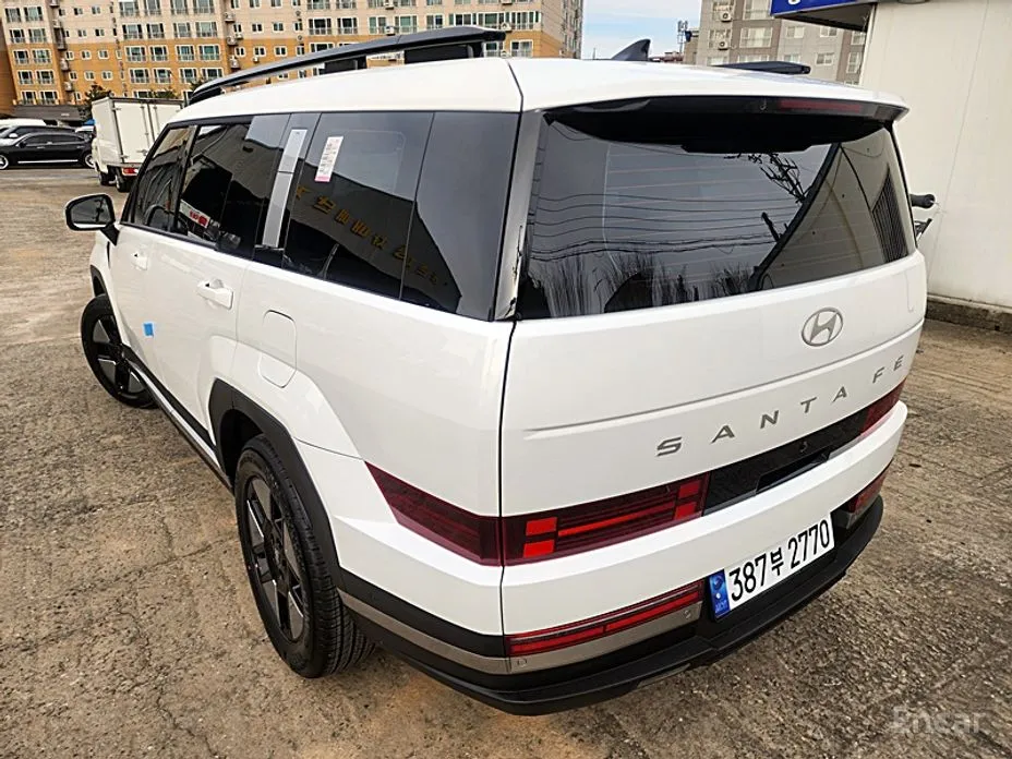 Фото 15 - Hyundai Santa Fe