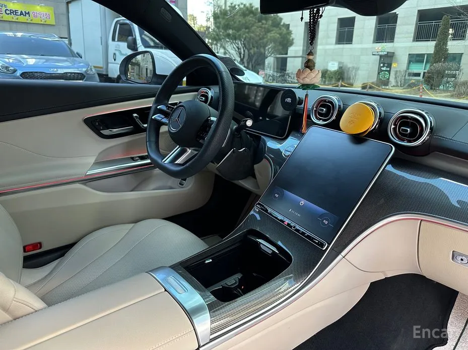 Photo 11 - Mercedes-Benz CLE-Class