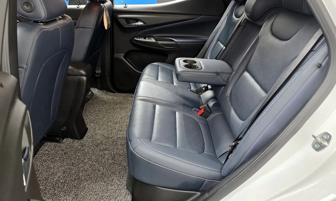 Фото 12 - Chevrolet Bolt EUV