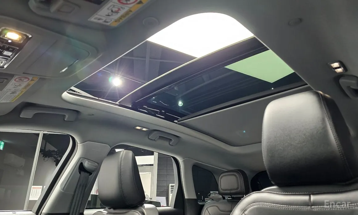 Фото 19 - Lincoln Corsair