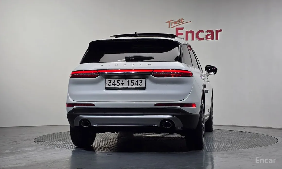 Фото 4 - Lincoln Corsair