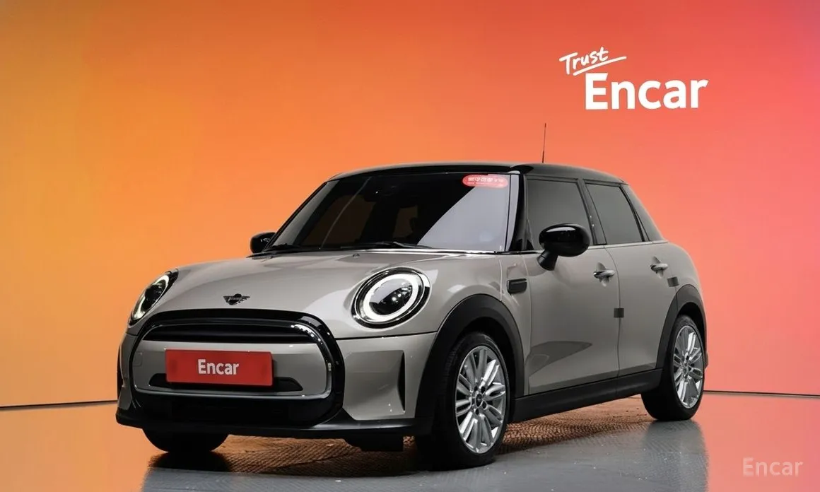 Фото 1 - Mini Cooper