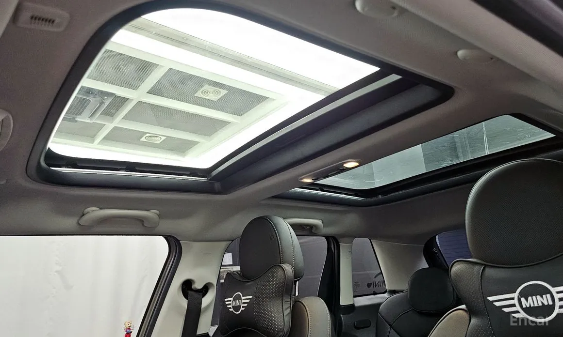 Фото 18 - Mini Cooper