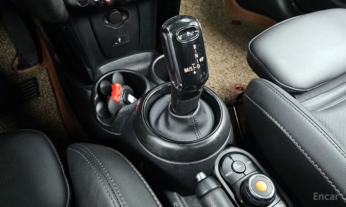 Фото 9 - Mini Cooper