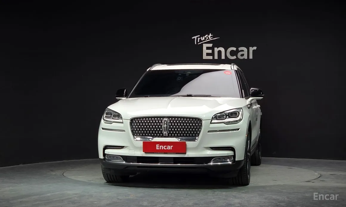 Фото 3 - Lincoln Aviator