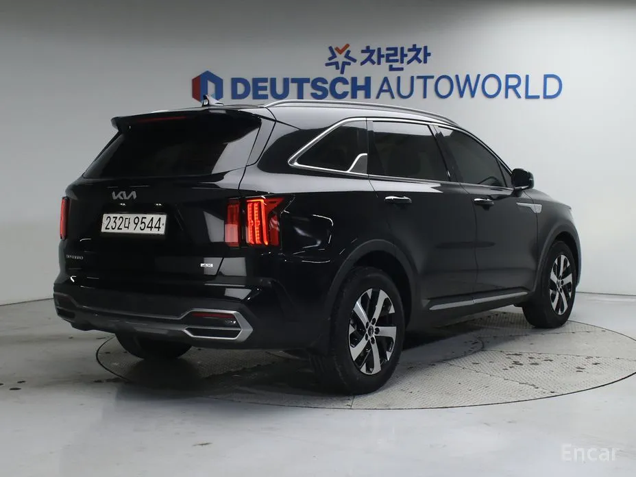 Фото 2 - Kia Sorento