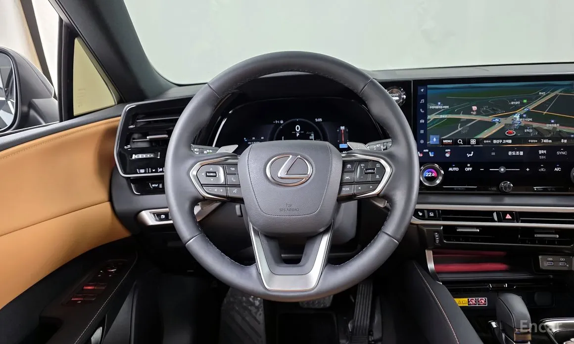 Фото 13 - Lexus RX