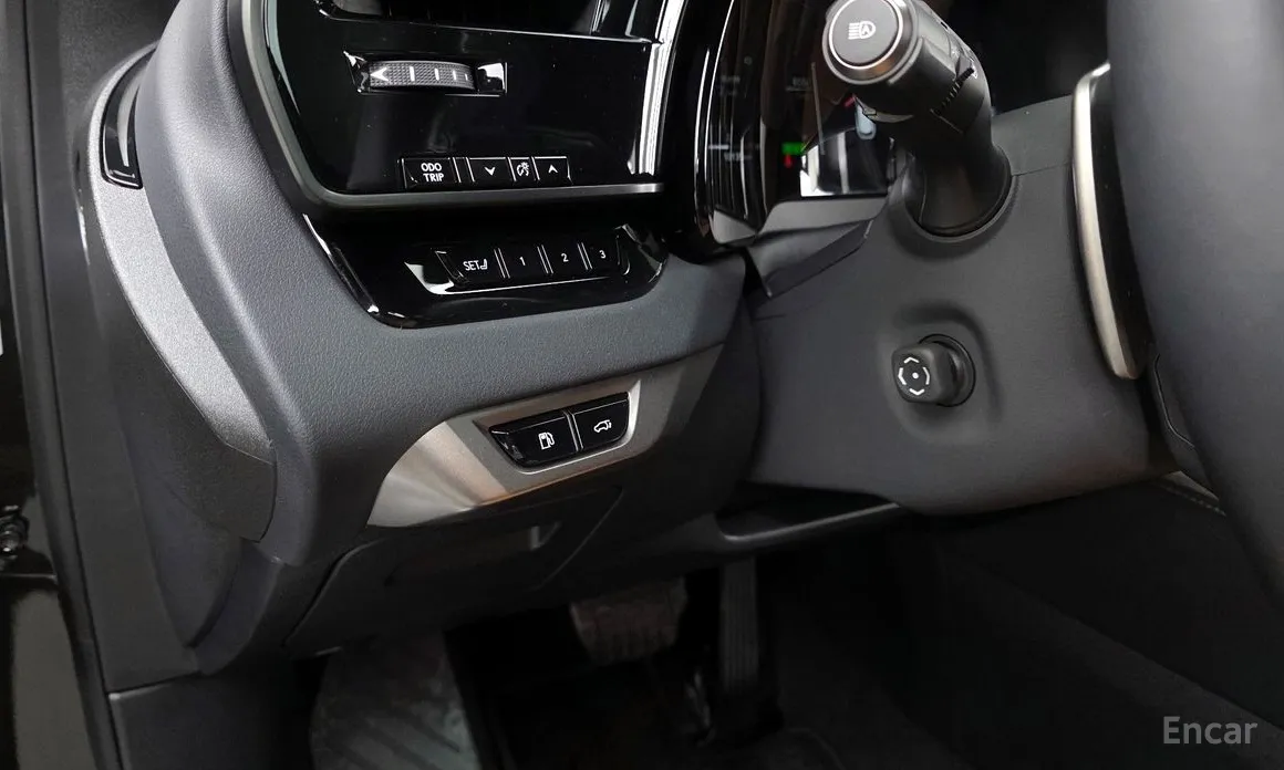 Фото 18 - Lexus RX