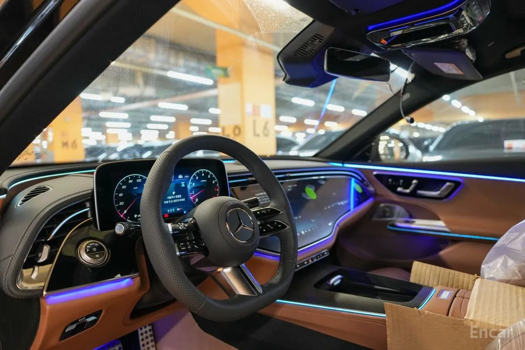 Фото 11 - Mercedes-Benz E-Class