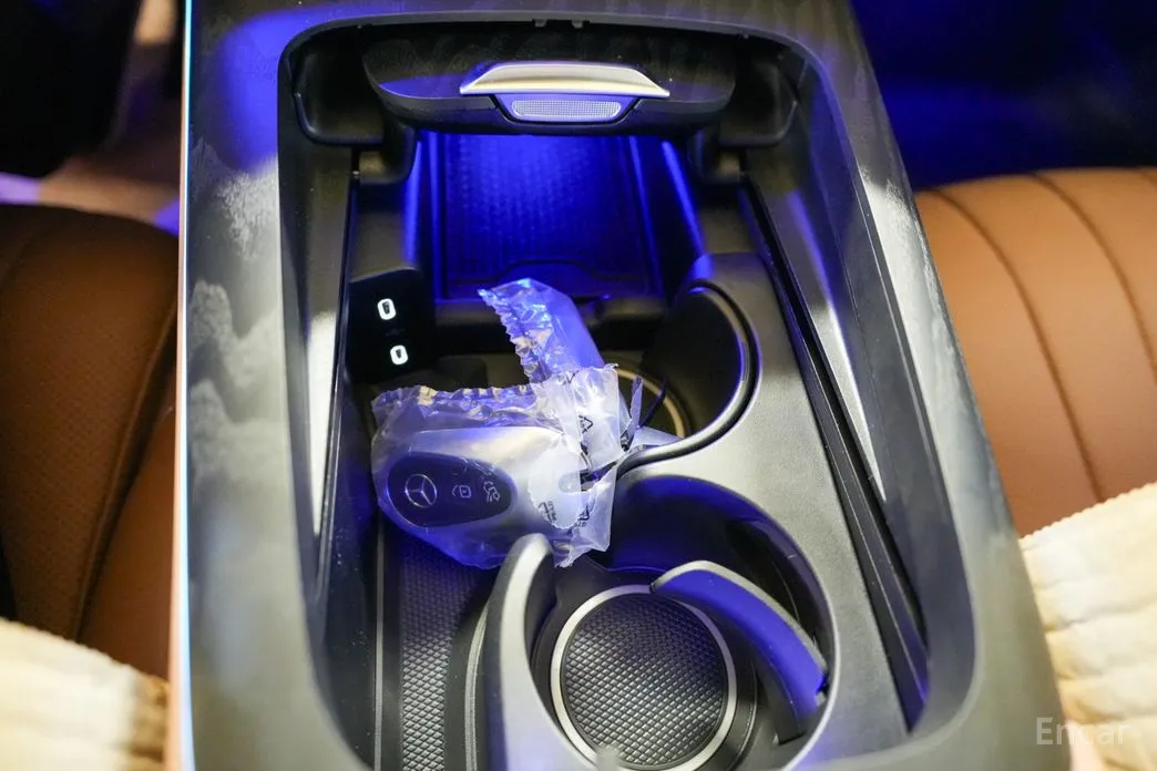 Фото 18 - Mercedes-Benz E-Class