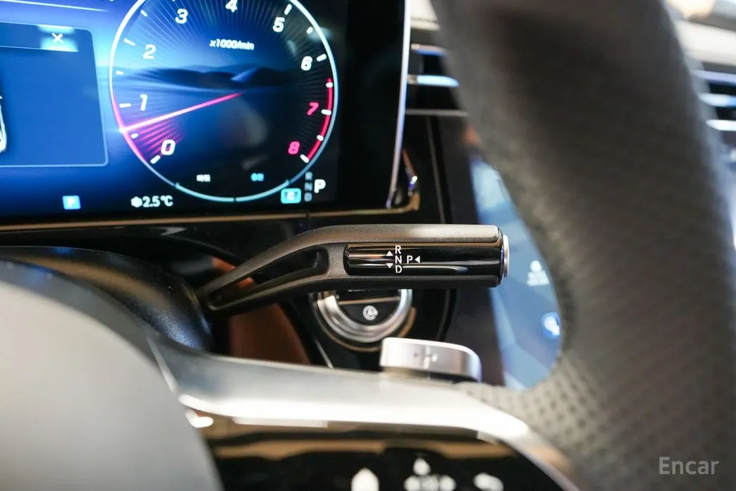 Фото 19 - Mercedes-Benz E-Class