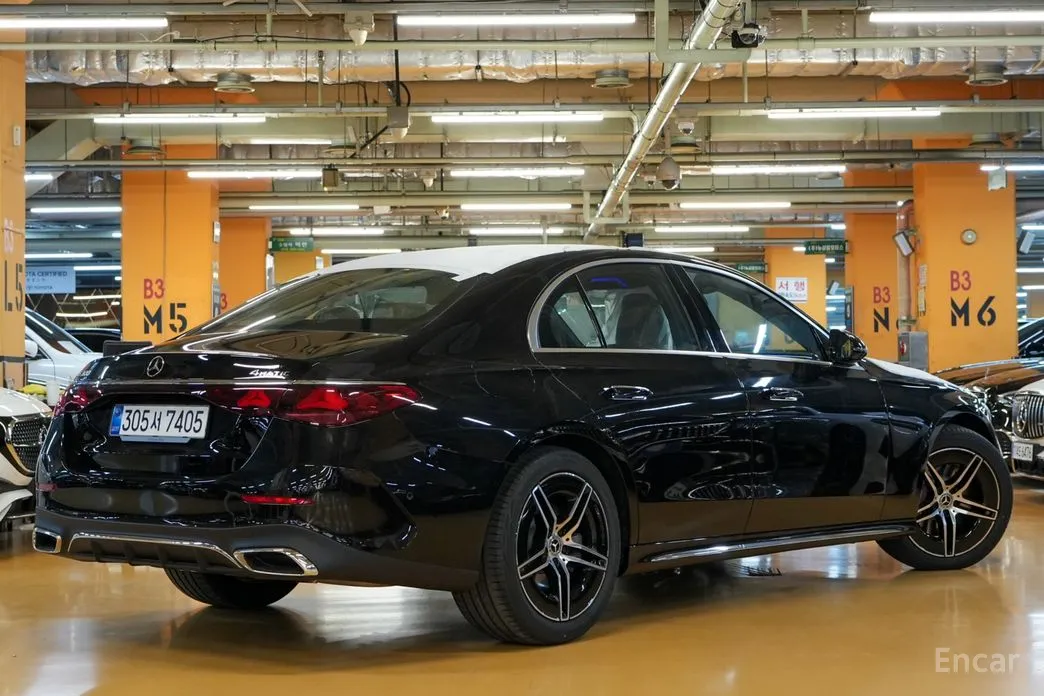 Фото 2 - Mercedes-Benz E-Class