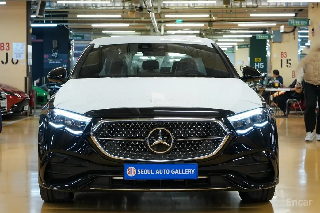 Фото 3 - Mercedes-Benz E-Class