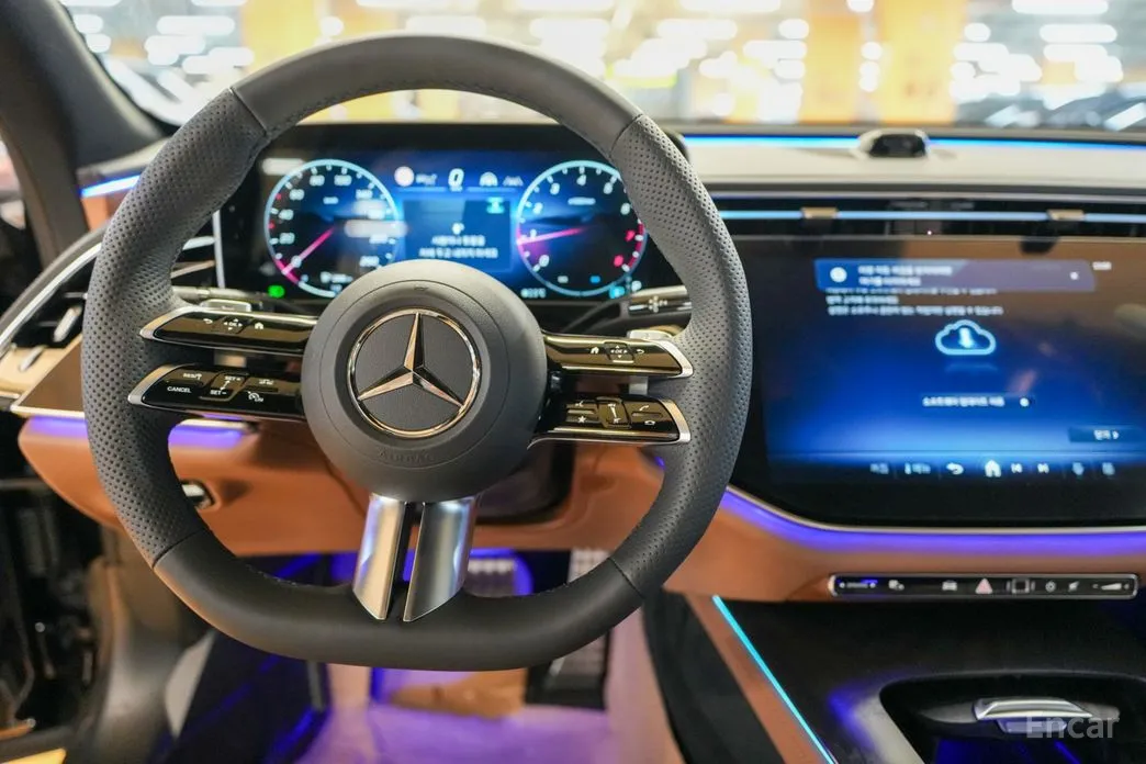 Фото 6 - Mercedes-Benz E-Class