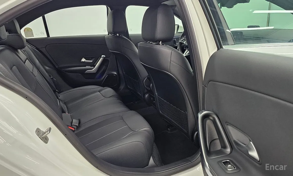 Фото 10 - Mercedes-Benz A-Class