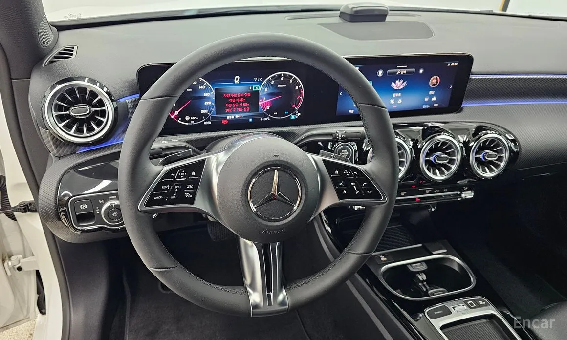 Фото 13 - Mercedes-Benz A-Class