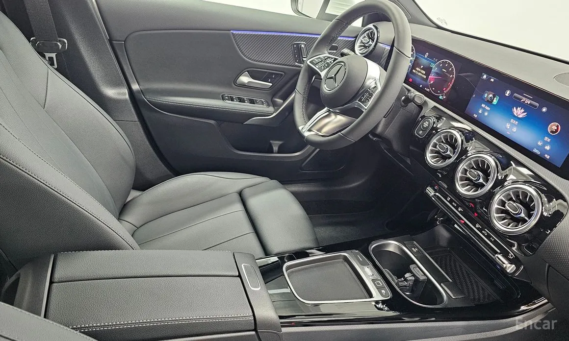 Фото 14 - Mercedes-Benz A-Class