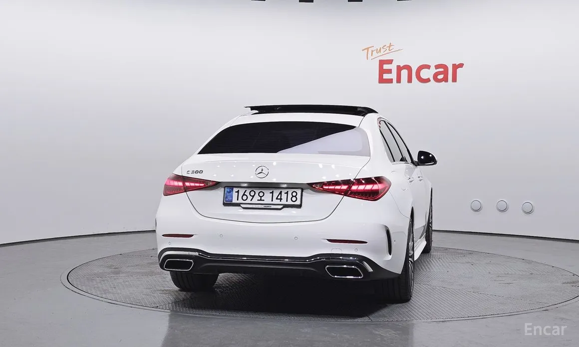 Фото 4 - Mercedes-Benz C-Class