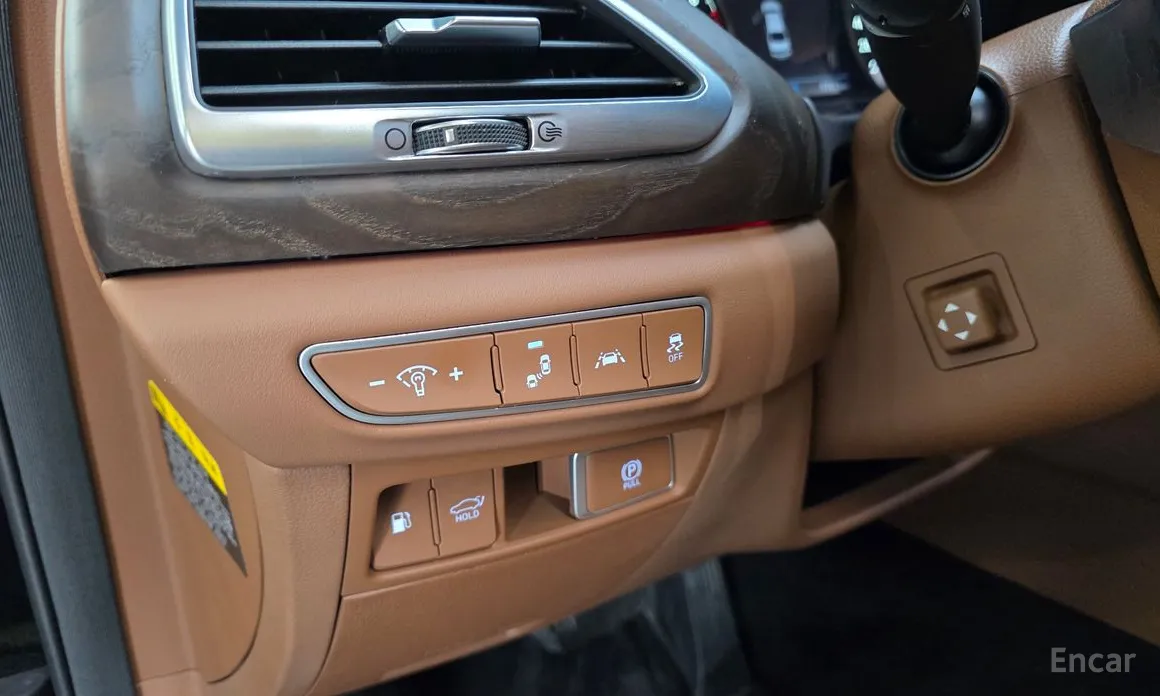 Фото 13 - Genesis G90