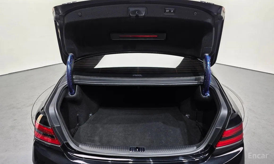 Фото 20 - Genesis G90