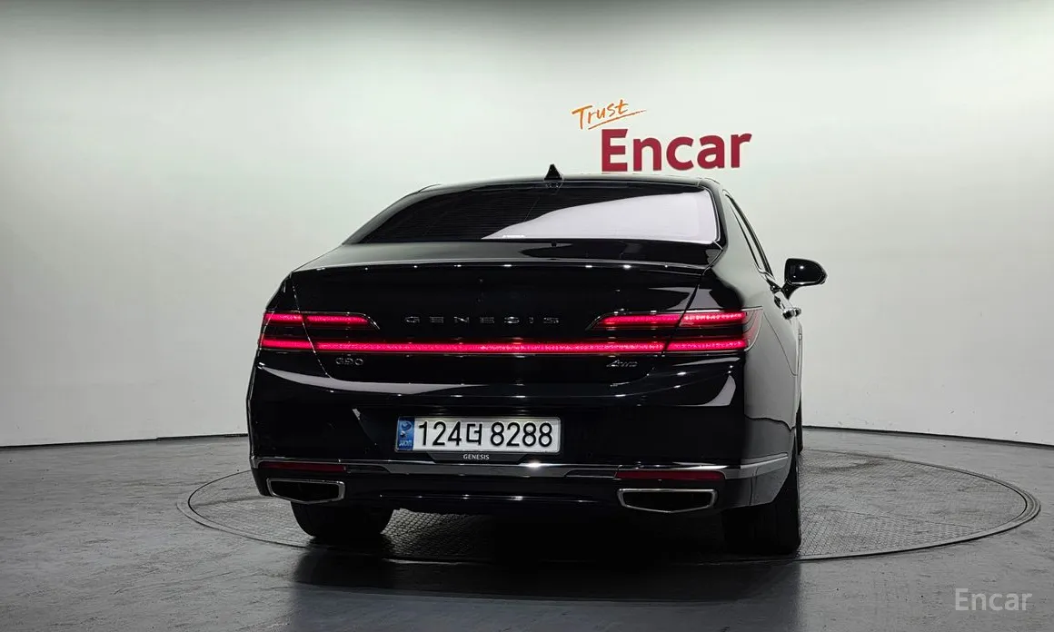 Фото 4 - Genesis G90