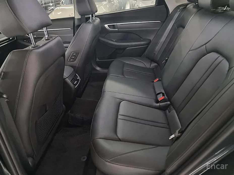 Фото 12 - Hyundai Sonata