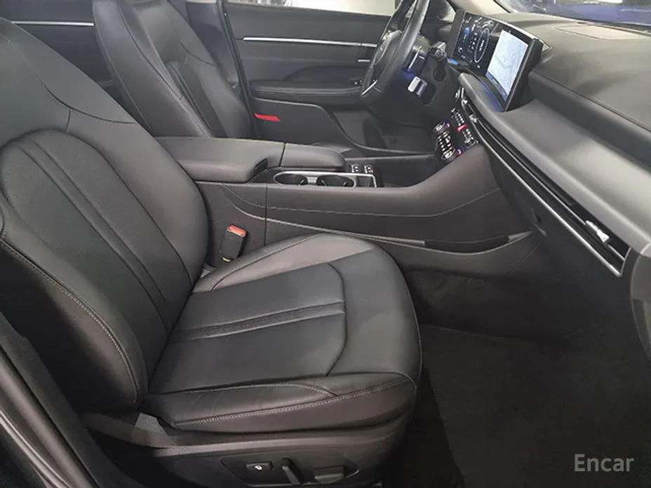 Фото 13 - Hyundai Sonata