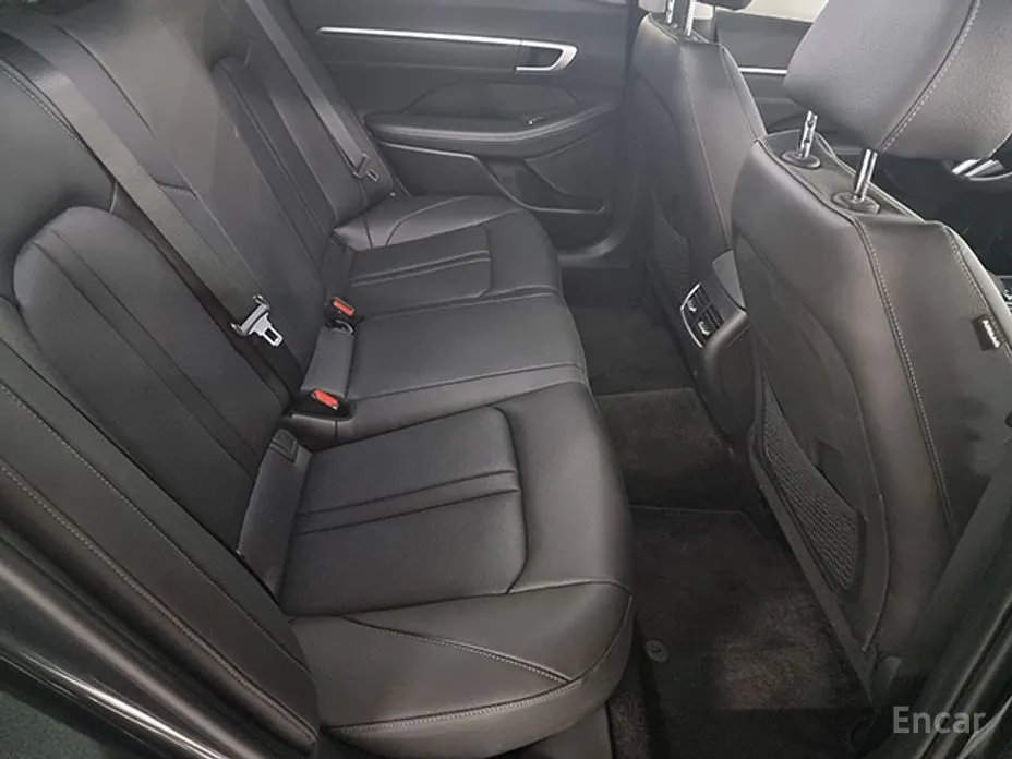 Фото 14 - Hyundai Sonata