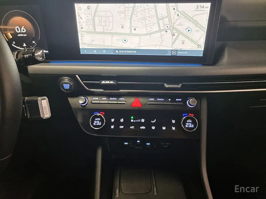 Фото 17 - Hyundai Sonata