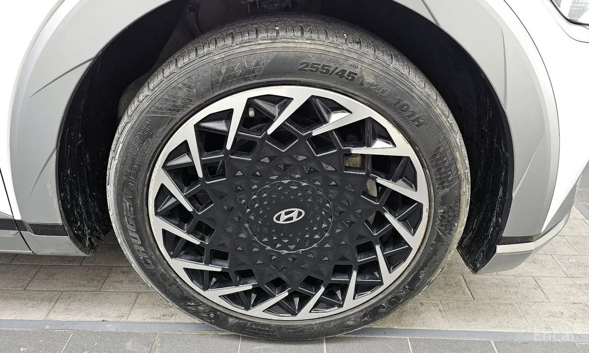 Фото 5 - Hyundai Ioniq 5