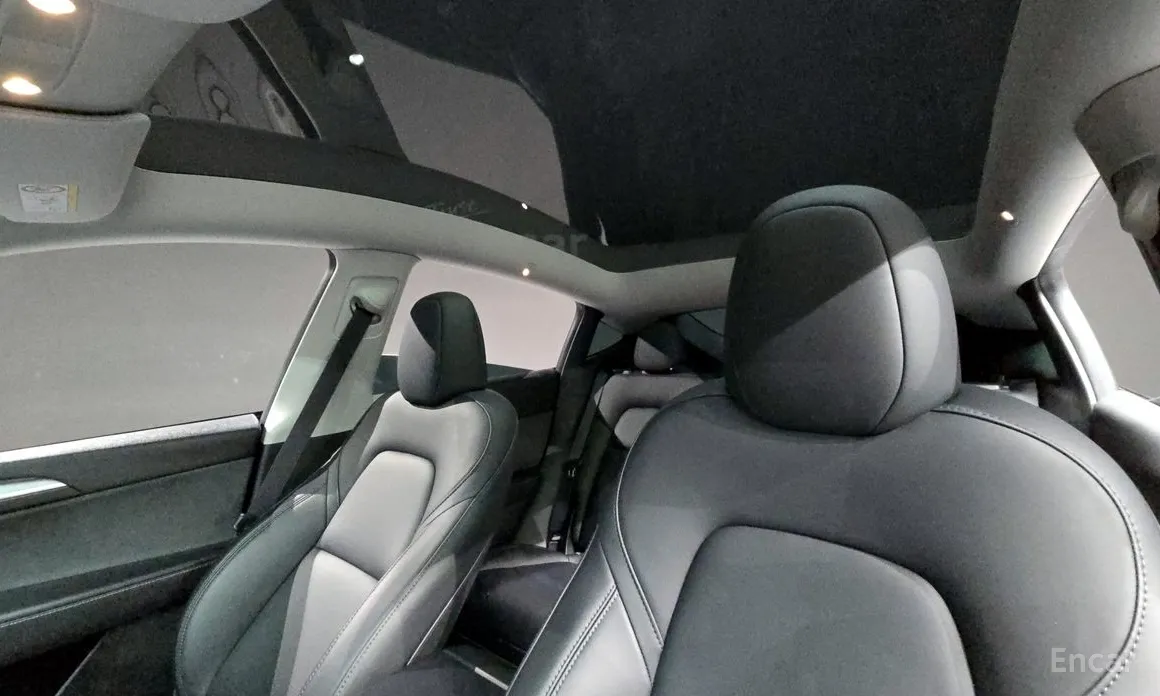 Фото 19 - Tesla Model Y