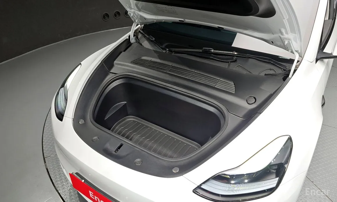 Фото 6 - Tesla Model Y