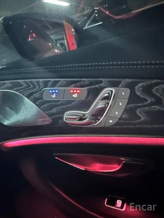 Фото 12 - Mercedes-Benz CLS-Class