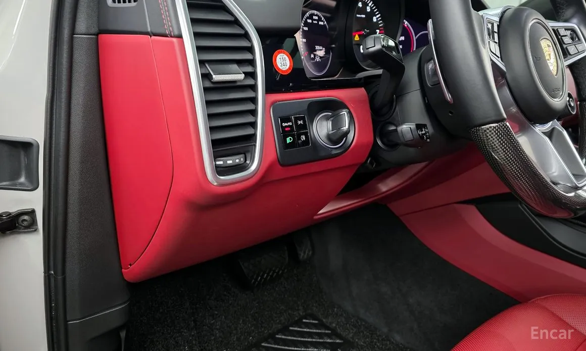 Фото 17 - Porsche Cayenne