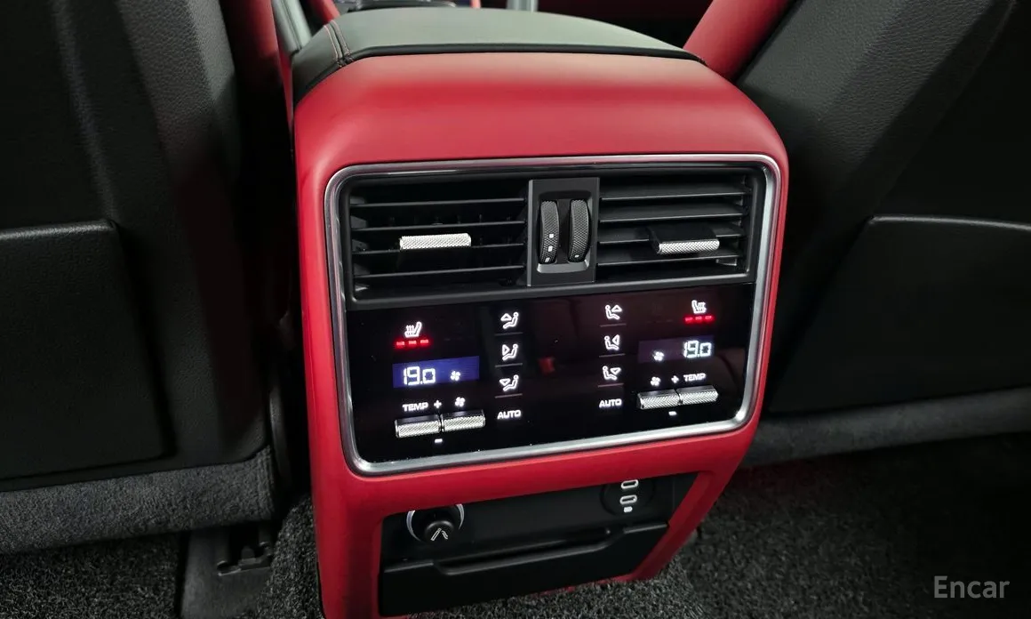 Фото 19 - Porsche Cayenne